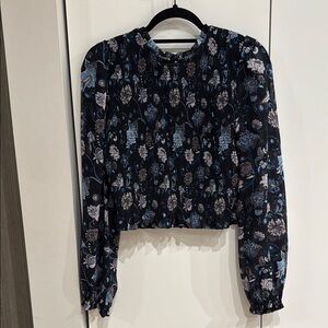 Aritzia Blue Cuffed Sleeve Crop Blouse